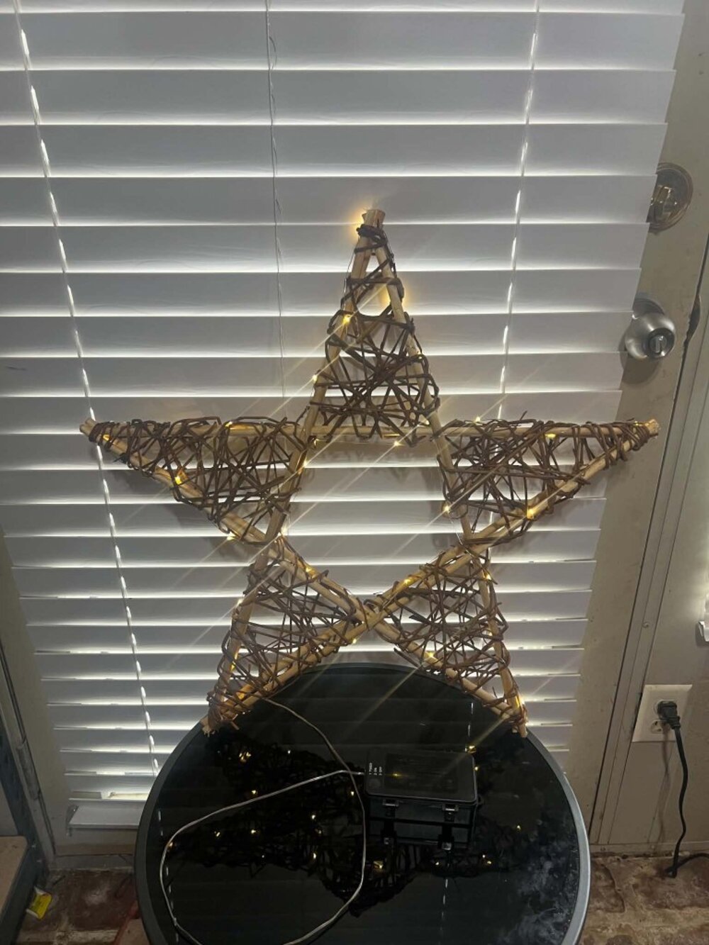Brand New Ellen DeGeneres Lighted Rustic Wooden Stars, 2 Pack.